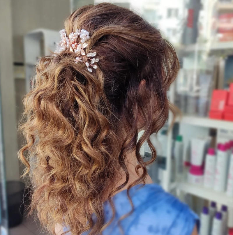 Kalatheris Hair & Beauty Salon - Image 2