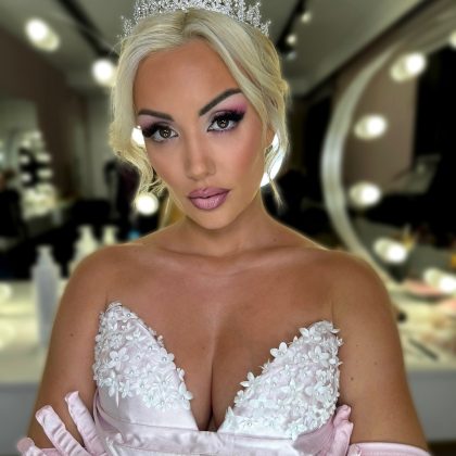 Chrisa Ntountoulaki Makeup Artist